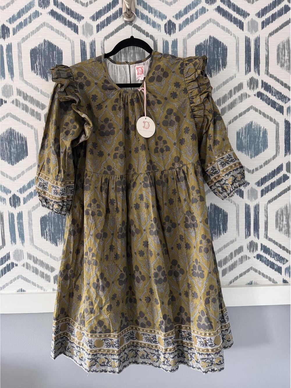 NWT Victoria Dunn Long Sleeve Dress